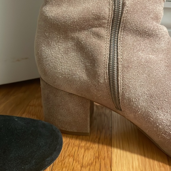 Beige and Black Franco Sarto Over kneew boots- black heel has slight fabric tear - Picture 3 of 5